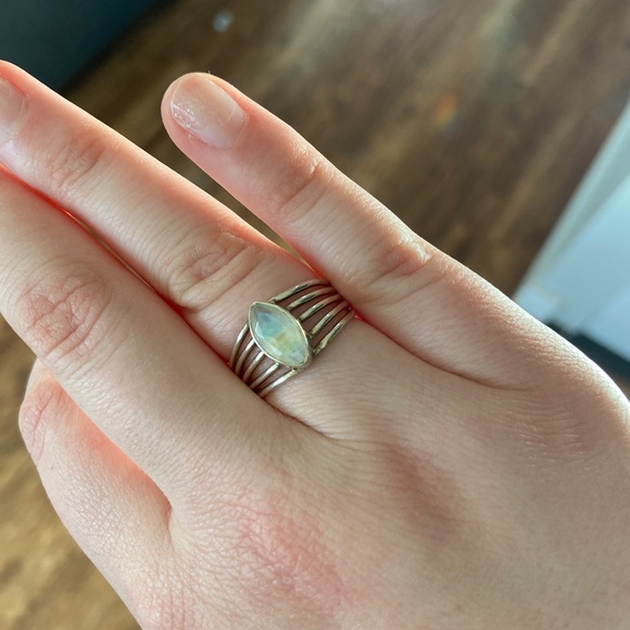 Moonstone ring - Picture 3 of 6